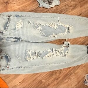 Aeropostale Light Wash Distressed Boyfriend Jeans